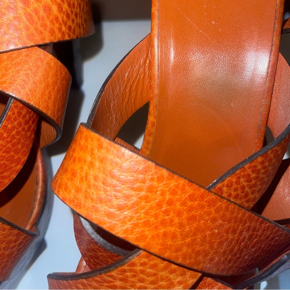 Gucci heels - Picture 3 of 3